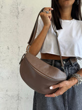 Carica l'immagine nel visualizzatore di Gallery, Side bag
