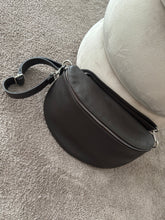 Carica l'immagine nel visualizzatore di Gallery, Side bag
