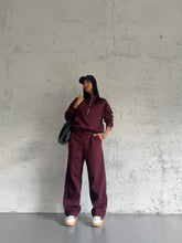 Carica l'immagine nel visualizzatore di Gallery, TRACKSUIT BORDEAUX