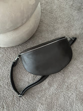 Carica l'immagine nel visualizzatore di Gallery, Side bag