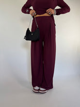 Carica l'immagine nel visualizzatore di Gallery, POINTED SUIT BORDEAUX