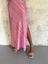 Carica l'immagine nel visualizzatore di Gallery, ABITO TYE-DYE