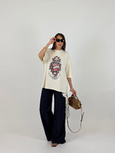 Carica l'immagine nel visualizzatore di Gallery, GIOLÍA CLUB T-SHIRT CREAM