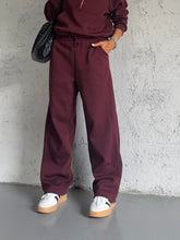 Carica l'immagine nel visualizzatore di Gallery, TRACKSUIT BORDEAUX