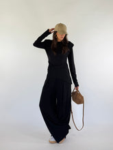 Carica l'immagine nel visualizzatore di Gallery, POINTED SUIT NERO