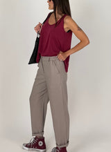 Carica l'immagine nel visualizzatore di Gallery, CHINO PANTS TAUPE