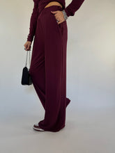 Carica l'immagine nel visualizzatore di Gallery, POINTED SUIT BORDEAUX