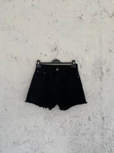 Carica l'immagine nel visualizzatore di Gallery, SHORTS COLOR