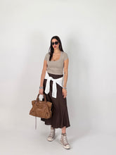 Carica l'immagine nel visualizzatore di Gallery, T-SHIRT DAILY FIT TAUPE
