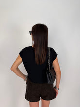 Carica l'immagine nel visualizzatore di Gallery, T-SHIRT SQUARE NERA
