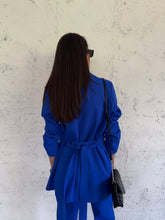 Carica l&#39;immagine nel visualizzatore di Gallery, BLU ROYAL SUITS
