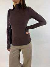 Carica l&#39;immagine nel visualizzatore di Gallery, MAGLIA DOLCEVITA CACAO
