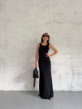 Carica l&#39;immagine nel visualizzatore di Gallery, FEMME DRESS
