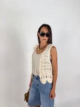 Carica l'immagine nel visualizzatore di Gallery, GILET CROCHET
