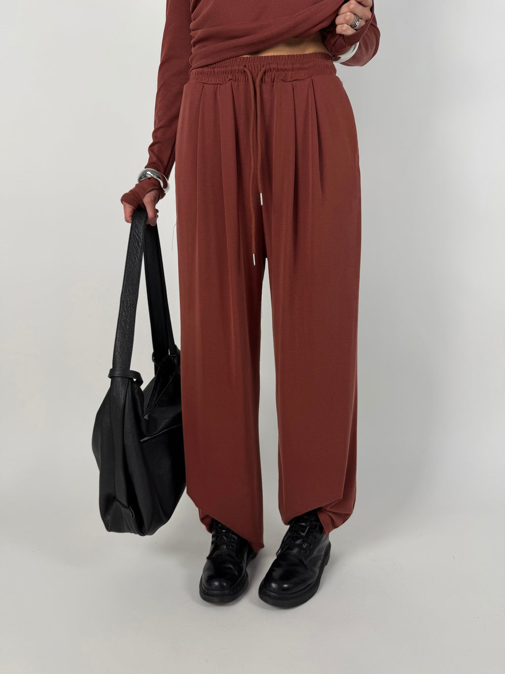 ESSENTIAL CHIC SET RAME