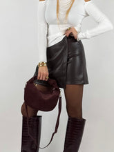 Carica l'immagine nel visualizzatore di Gallery, MOON BAG BORDEAUX
