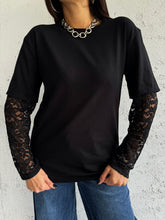 Carica l&#39;immagine nel visualizzatore di Gallery, t-shirt lace
