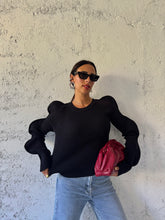 Carica l&#39;immagine nel visualizzatore di Gallery, MAGLIA WAVY NERA
