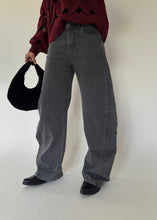 Carica l&#39;immagine nel visualizzatore di Gallery, JEANS GREY VIC
