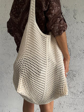 Carica l&#39;immagine nel visualizzatore di Gallery, MACRAMÈ BAG
