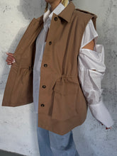 Carica l&#39;immagine nel visualizzatore di Gallery, cut shirt
