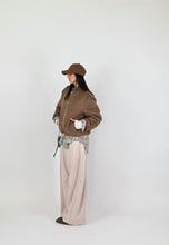 Carica l'immagine nel visualizzatore di Gallery, BOMBER SOFT CAMEL
