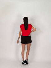Carica l'immagine nel visualizzatore di Gallery, T-SHIRT SQUARE ROSSO
