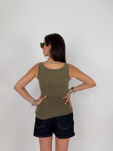 Carica l'immagine nel visualizzatore di Gallery, TANKTOP VINTAGE VERDE MIL
