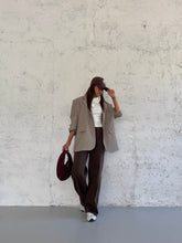 Carica l&#39;immagine nel visualizzatore di Gallery, BLAZER LOOSE FIT TAUPE
