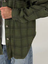 Carica l'immagine nel visualizzatore di Gallery, SHIRT CHECK DENIM OLIVE
