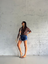 Carica l&#39;immagine nel visualizzatore di Gallery, SHORTS DENIM FRAYED
