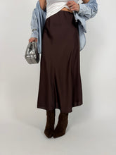 Carica l'immagine nel visualizzatore di Gallery, GONNA EVA CHOCO
