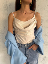 Carica l&#39;immagine nel visualizzatore di Gallery, body drape
