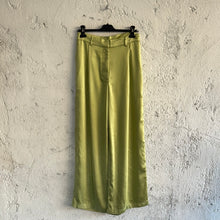 Carica l&#39;immagine nel visualizzatore di Gallery, Pantalone Satin
