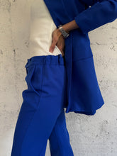 Carica l&#39;immagine nel visualizzatore di Gallery, BLU ROYAL SUITS
