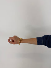 Carica l'immagine nel visualizzatore di Gallery, BANGLE CROSS GOLD
