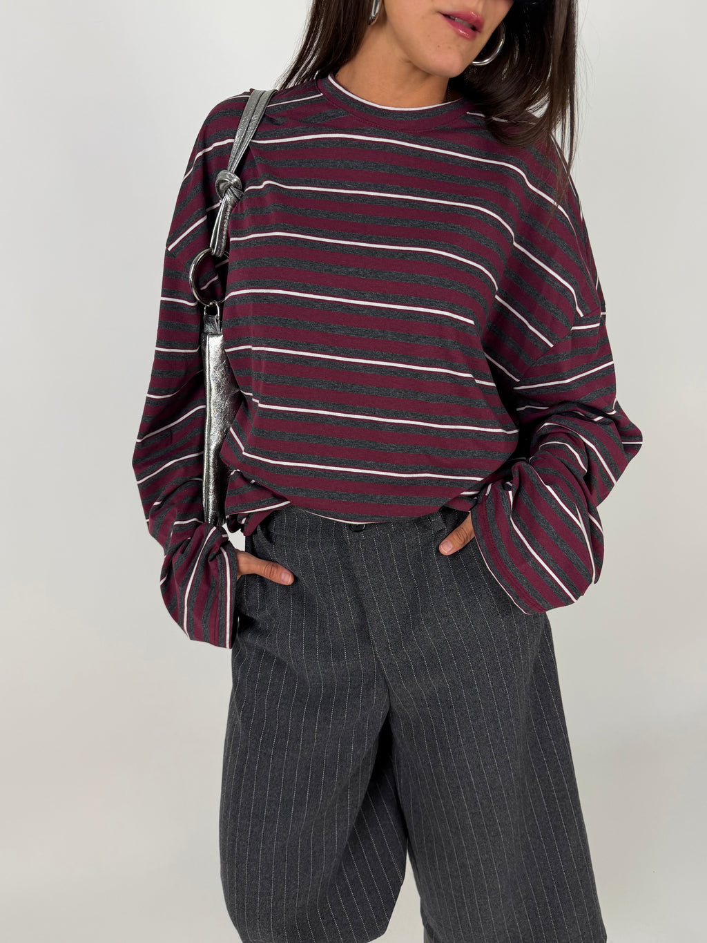 T-SHIRT OVERLINE