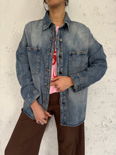 Carica l&#39;immagine nel visualizzatore di Gallery, shirt slouchy denim
