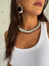 Carica l&#39;immagine nel visualizzatore di Gallery, SNAKE NECKLACE
