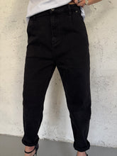 Carica l&#39;immagine nel visualizzatore di Gallery, jeans boyfriend black
