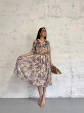 Carica l&#39;immagine nel visualizzatore di Gallery, FLOWER DRESS

