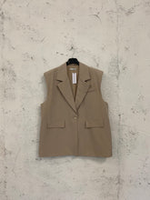 Carica l&#39;immagine nel visualizzatore di Gallery, GILET OVER
