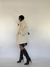 Carica l&#39;immagine nel visualizzatore di Gallery, COAT CURLY PANNA
