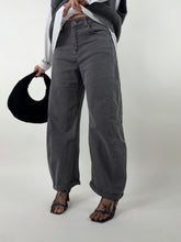 Carica l&#39;immagine nel visualizzatore di Gallery, JEANS BAGGY GREY
