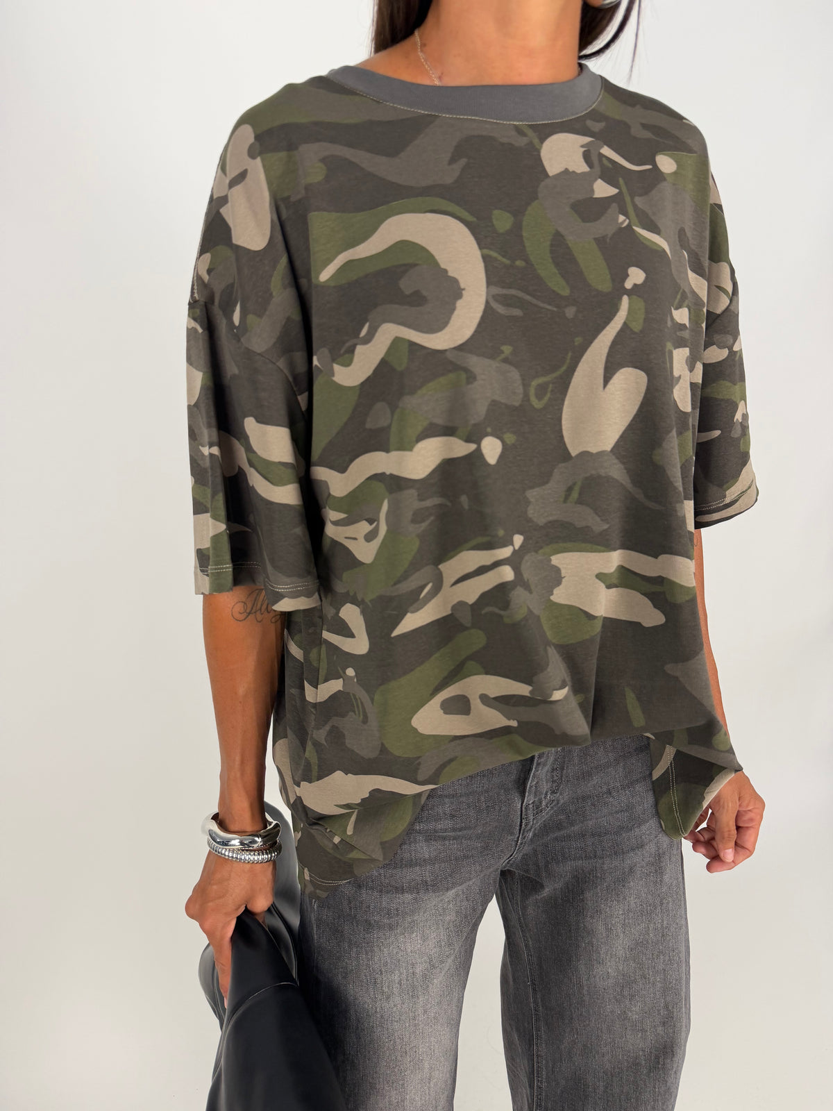 T-SHIRT KAMOU