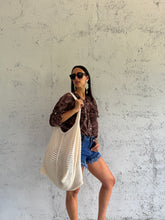 Carica l&#39;immagine nel visualizzatore di Gallery, MACRAMÈ BAG
