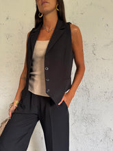 Carica l&#39;immagine nel visualizzatore di Gallery, CANOTTA RIBS BEIGE
