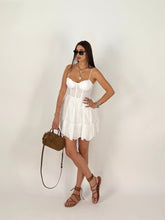 Carica l'immagine nel visualizzatore di Gallery, WHITE SUMMER DRESS
