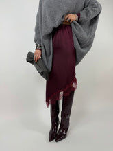 Carica l'immagine nel visualizzatore di Gallery, GONNA MIDI LACE BORDEAUX
