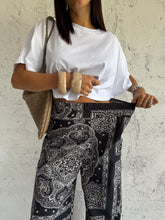 Carica l&#39;immagine nel visualizzatore di Gallery, PANTALONE PAISLEY
